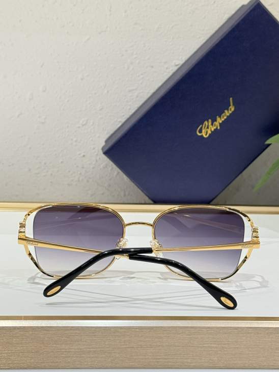 Picture of Chopard Sunglasses _SKUfw72644800fw